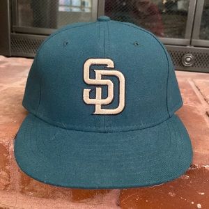 San Diego Padres fitted baseball hat